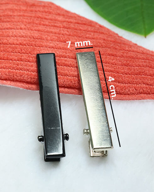 4.5 cm. Rectangle Alligator Hair Clip Silver Color